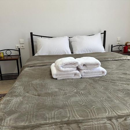 Georgia'S Guesthouse Καλαμπάκα Εξωτερικό φωτογραφία