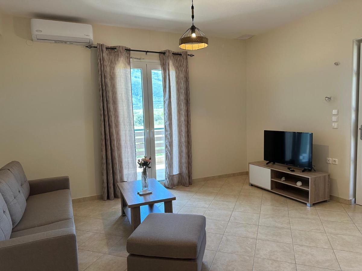 Georgia'S Guesthouse Καλαμπάκα Εξωτερικό φωτογραφία