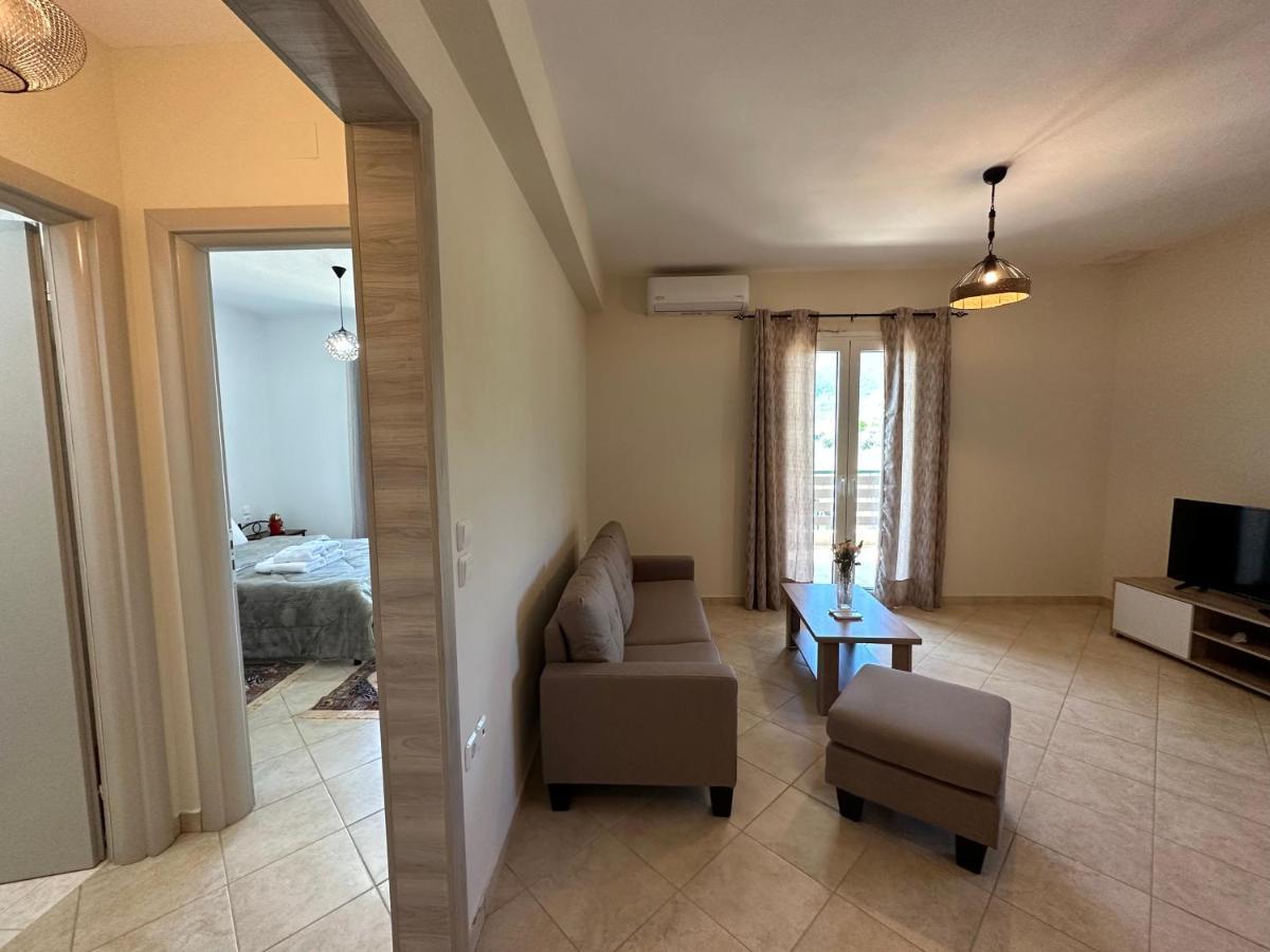 Georgia'S Guesthouse Καλαμπάκα Εξωτερικό φωτογραφία