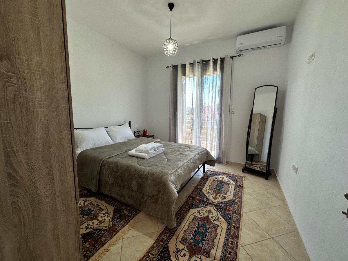 Georgia'S Guesthouse Καλαμπάκα Εξωτερικό φωτογραφία