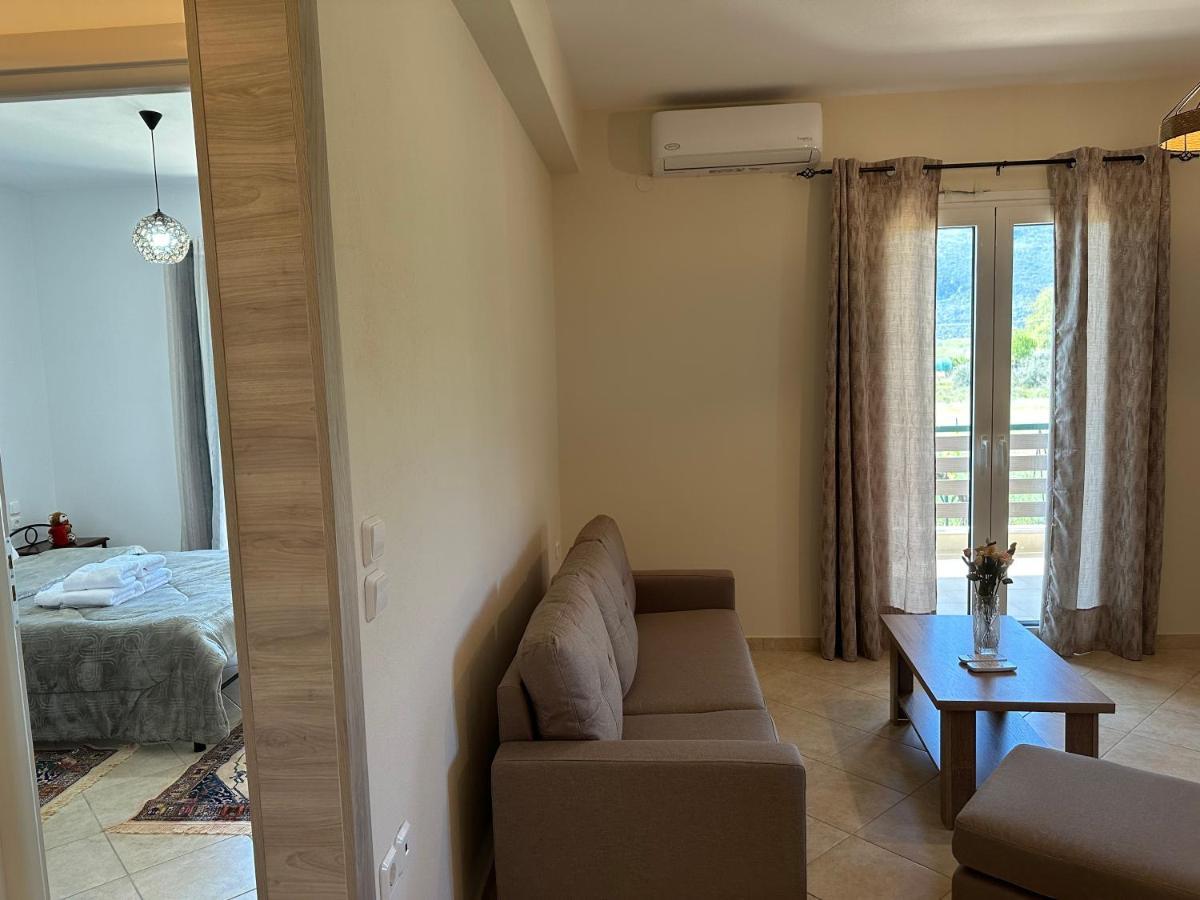 Georgia'S Guesthouse Καλαμπάκα Εξωτερικό φωτογραφία